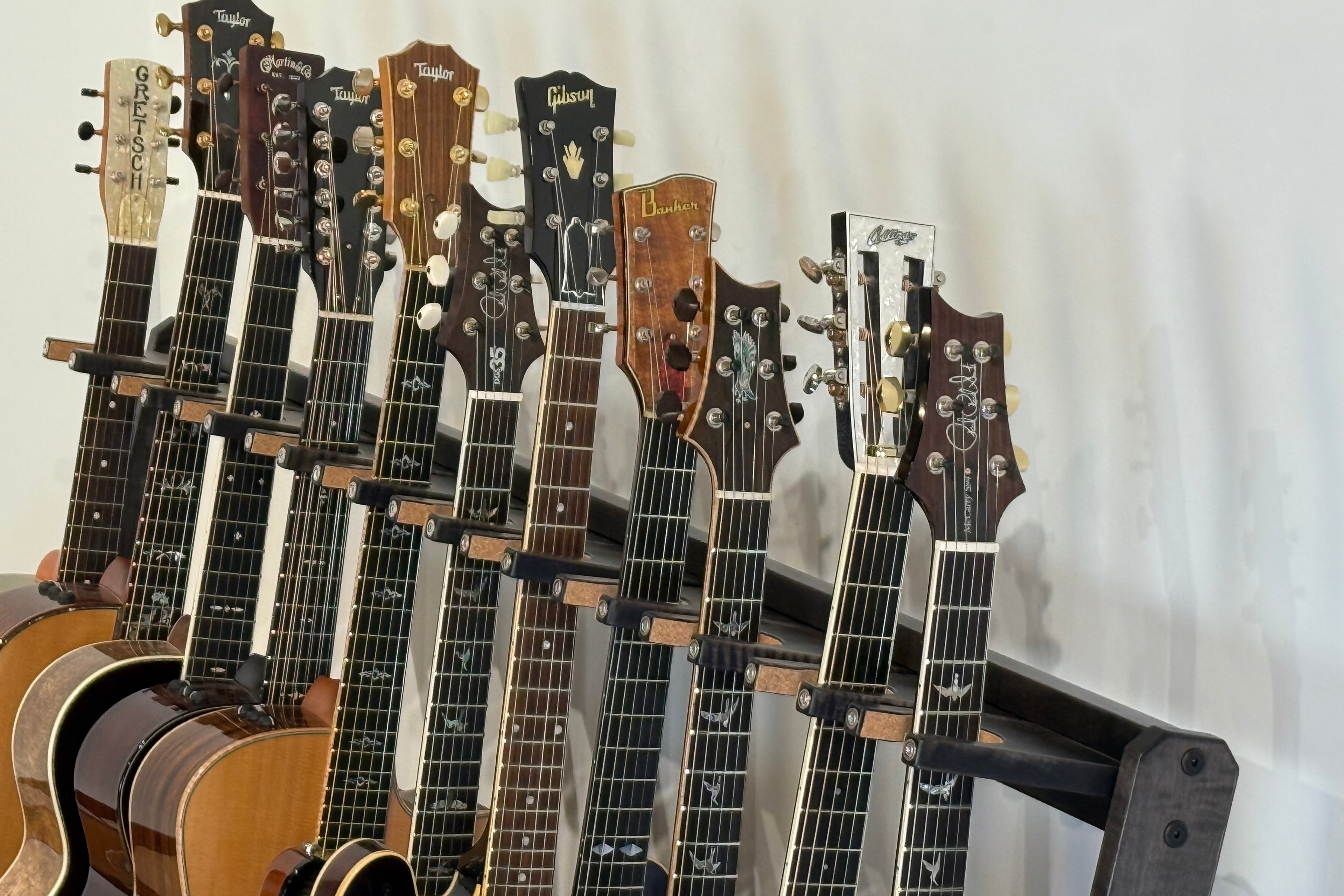 Acoustic Remedy Cases Grand StringRack - Flamed Maple - Charcoal
